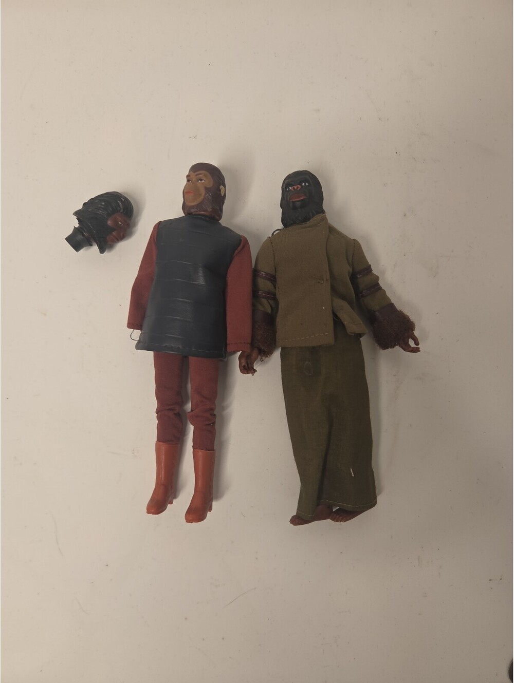 2 1970’s PLANET OF THE APES - MEGO Action Figures 1 Head